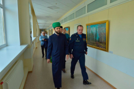 ИМАМ-МУХТАСИБ МОСКОВСКОЙ ОБЛАСТИ   ПОСЕТИЛ ФГБУ «НМИЦ ХИРУРГИИ ИМ. А.В. ВИШНЕВСКОГО» МИНЗДРАВА РОССИИ