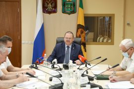 Олег Мельниченко инициировал проведение акции «Подготовь ребенка к школе!»