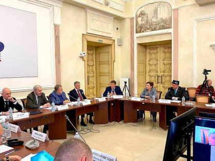 ЭКСПЕРТЫ РАССМОТРЕЛИ АКТУАЛЬНЫЕ ВЫЗОВЫ МИГРАЦИОННОЙ ПОЛИТИКИ