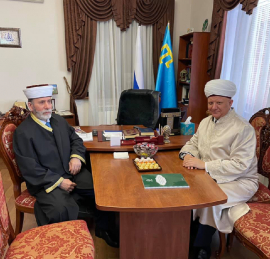 Встреча главы ДСМР муфтия Альбира Крганова и главы ДУМ  Республики Крым и г. Севастополь муфтия Эмирали  Аблаева -(08 апреля 2021 Крым)