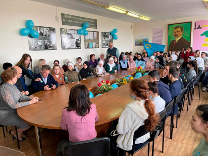 В КРЫМУ ПРОВЕЛИ ОЛИМПИАДУ ПО КРЫМСКОТАТАРСКОМУ ЯЗЫКУ И ЛИТЕРАТУРЕ