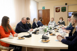 Пензенская область продолжит оказывать помощь гражданам, прибывшим с территории Донбасса, - Олег Мельниченко