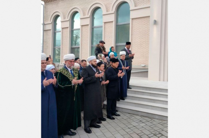 В казанском поселке Левченко сегодня открыли новый комплекс мечети «Сулейман»