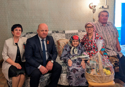 На территории Неверкинского района проживают Героини: участница ВОВ