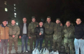 Мазарлинцы передали мобилизованным землякам наборы с необходимыми вещами