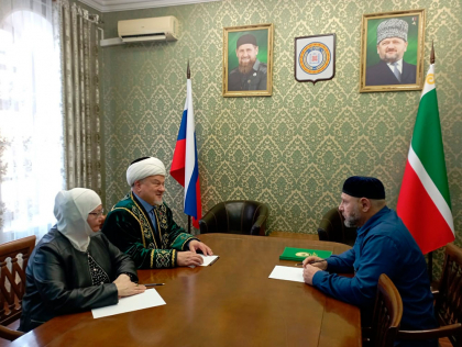 РУКОВОДСТВО МУФТИЯТОВ ИРКУТСКОЙ ОБЛАСТИ И ЧЕЧЕНСКОЙ РЕСПУБЛИКИ ОБСУДИЛИ ДАЛЬНЕЙШЕЕ РАЗВИТИЕ СОТРУДНИЧЕСТВА