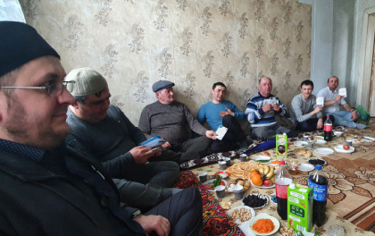 Представители РДУМ Пензенской области раздали и ознакомили присутствующих с серией правовых информационно-методических буклетов «Азбука мигранта»