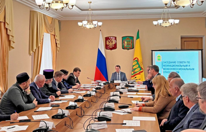Заммуфтия РДУМ ПО принял участие в заседании Совета по межнациональным и межконфессиональным отношениям при Губернаторе Пензенской области