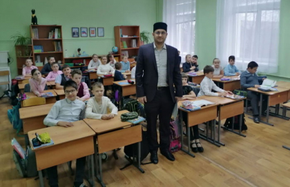 Представитель РДУМ Пензенской области прочитал лекцию по исламской нравственности для учащихся 4-х классов