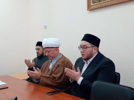 Имамы и преподаватели собрались за круглым столом
