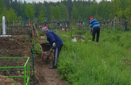 Муфтият организует субботники (санитарные дни) по уборке мусульманских кладбищ, территорий мечетей 