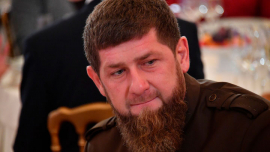 Кадыров прокомментировал видео с нацистами, которые режут сало на Коране