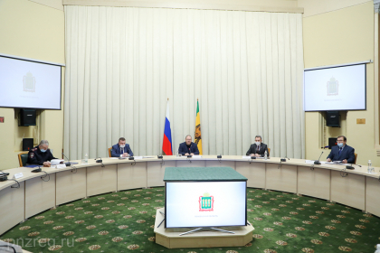 Глава региона потребовал усилить антитеррористическую защищённость объектов образования